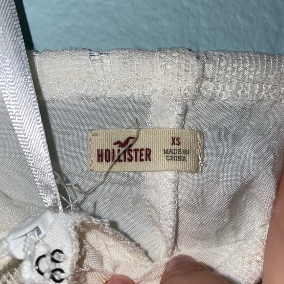 White Lace Hollister Romper - Picture 3 of 3